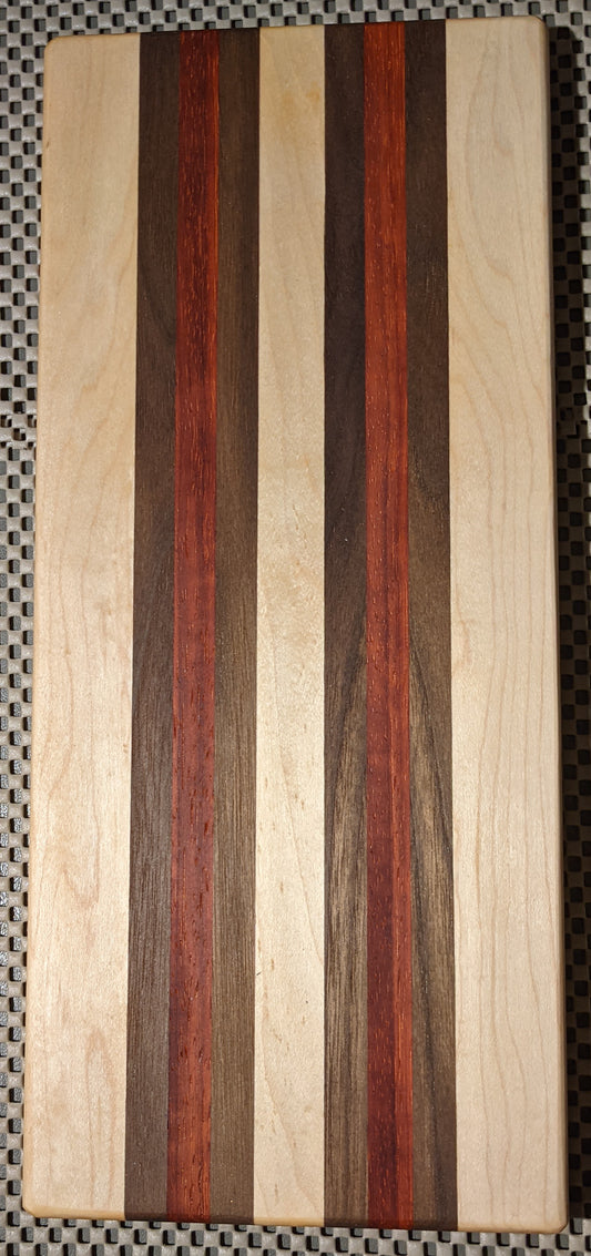 Medium cutting board 11